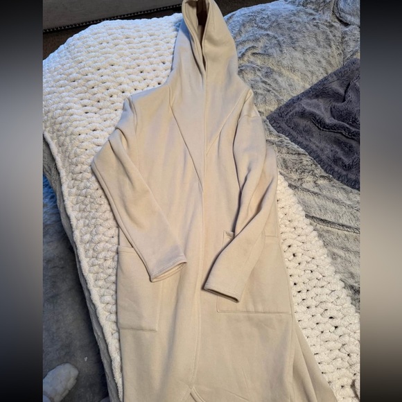 Hooded Jacket - Picture 1 of 2
